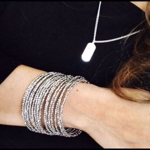 Stella & Dot Silver Bardot Spiral Bangle Bracelet - Picture 3 of 9